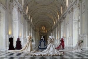 La Venaria Reale, abiti scultura di Roberto Capucci